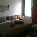 - - Klippitz Nordost Hotel *