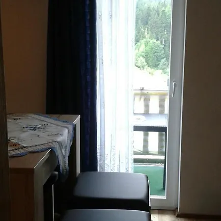 - - Klippitz Nordost ホテル *